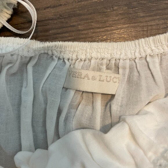 white off the shoulder cutout top - Picture 3 of 4